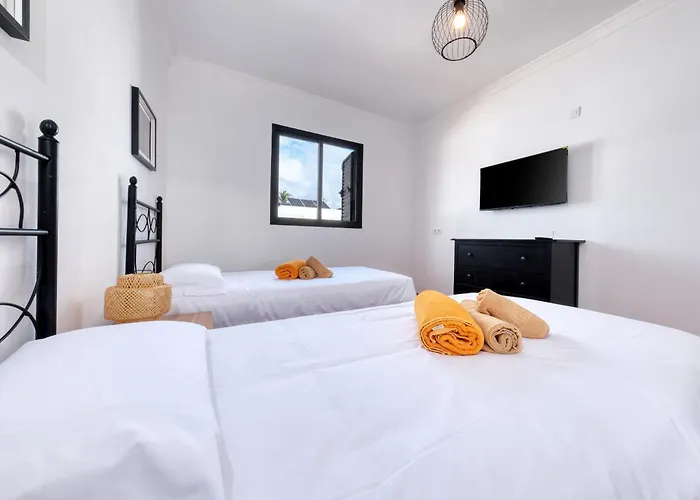 Arena Blanca With Private Pool And Bbq By Lanzarote * Коста Бланка